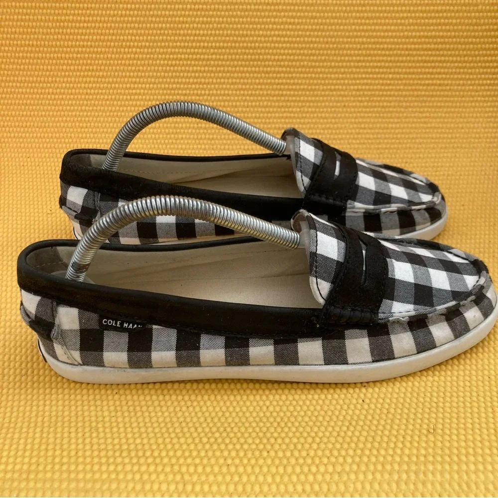 Cole Haan Black Women's Loafers Black-White size 9.5B - Picture 2 of 8